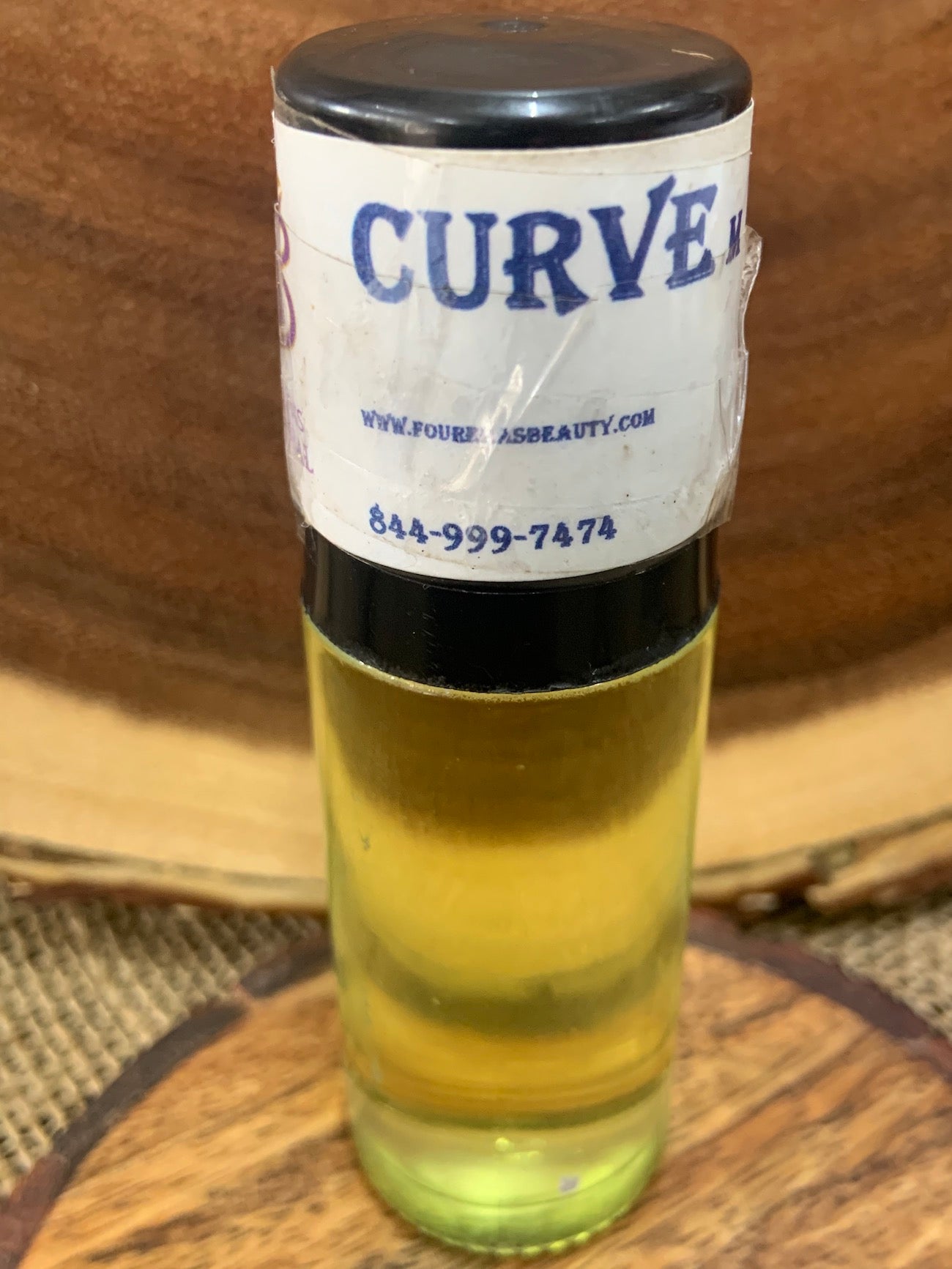 Curve M Body Oil